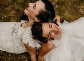 «Cuando me enamoré de mi profesora yo estaba casada y embarazada»