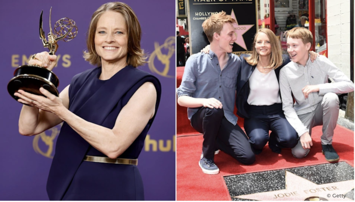 Jodie Foster dedica el globo de oro a su esposa e hijos Jodie Foster dedica el globo de oro a su esposa e hijos