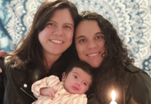 Dos madres y un hijo atrapado entre España y Venezuela: casi dos años sin nacionalidad Dos madres venezolanas en España