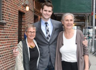 El senador Zach Wahls, orgulloso de sus mamás lesbianas Zach Wahls