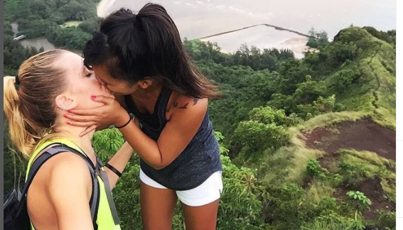 Historia de amor entre dos mujeres