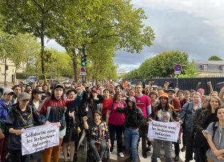 Lesbianas europeas se unen contra la decisión de Italia de quitar a las madres no gestantes a sus hijos