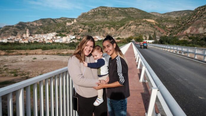 Pau, el bebé de la dana y sus dos mamás Pau, el bebé de la dana y sus dos mamás