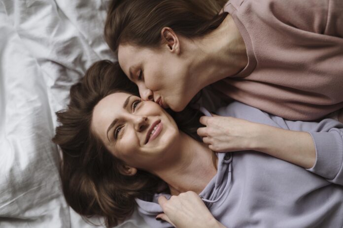 Las 7 dadas más frecuentes de mujeres lesbianas que quieren ser madres Las 7 dadas más frecuentes de mujeres lesbianas que quieren ser madres