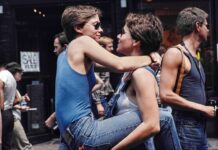 Cuando la historia silencia a las madres lesbianas: «Un asunto de familia» es recuperar memoria madres lesbianas en los años 80