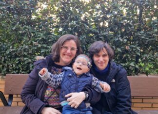 Dos mamás, un superhéroe y una enfermedad ultrarrara que nos hizo imparables Dos mamás, un superhéroe y una enfermedad ultrarrara que nos hizo imparables